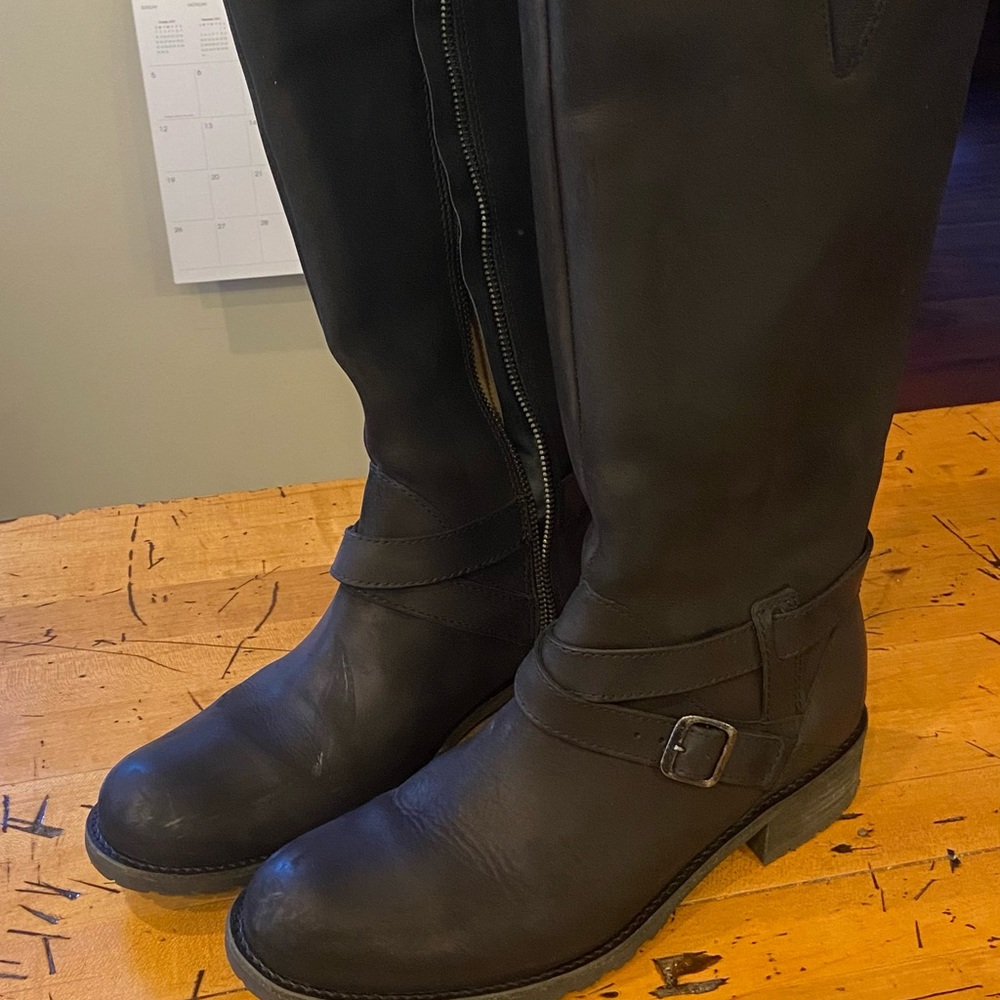 LL Bean Rustic Tall Black Leather Boots